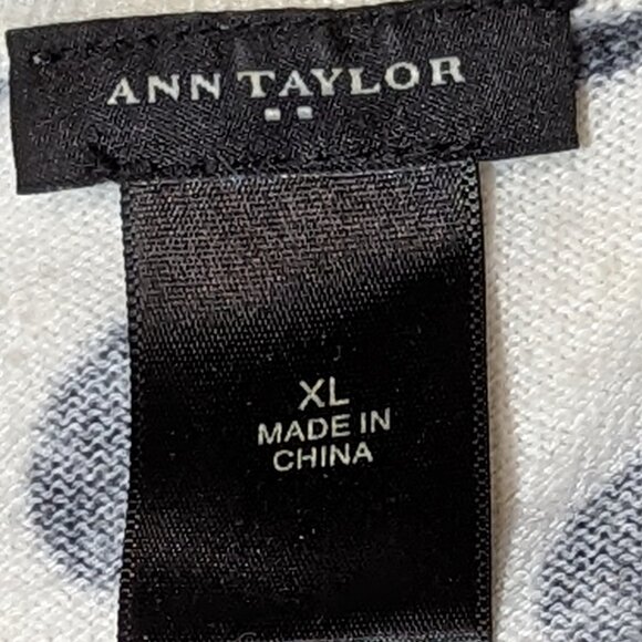 Ann Taylor Classic Cardigan, Winter White with Black Polka-dots, 3/4 sleeve, Siz - Picture 6 of 7